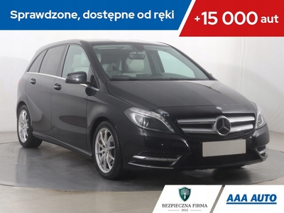 Mercedes Klasa B W246 Sports Tourer 180 BlueEFFICIENCY 122KM 2013