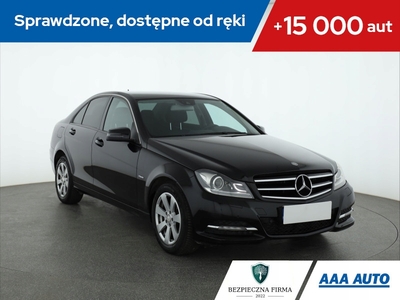 Mercedes Klasa C W204 Limuzyna 1.6 180 K BlueEFFICIENCY 156KM 2011