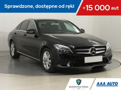 Mercedes Klasa C W205 Limuzyna Facelifting 1.6 C180 156KM 2019