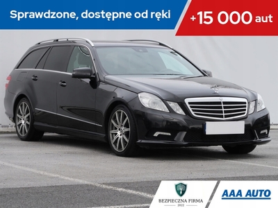 Mercedes Klasa E W212 Kombi 350 CDI BlueEFFICIENCY 231KM 2010