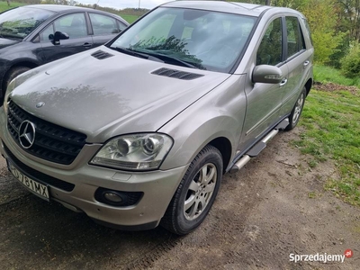 Sprzedam lub zamienie na kombi Mercedes ml 2005r 3.0cdi 4x4 airmatic