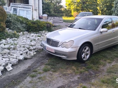 Mercedes w 203 2.6v6 avangarde LPG