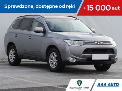 Mitsubishi Outlander III 2012