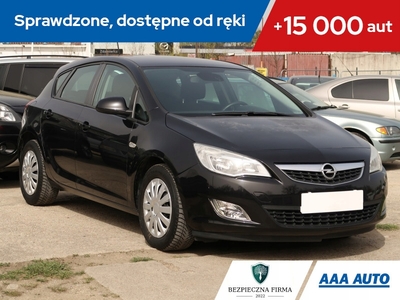 Opel Astra J Hatchback 5d 1.7 CDTI ECOTEC 110KM 2009