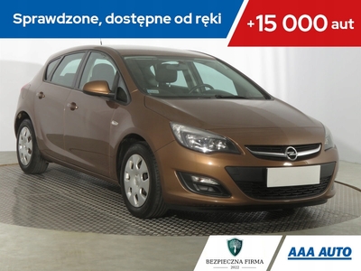 Opel Astra J Hatchback 5d Facelifting 1.6 Twinport ECOTEC 115KM 2015