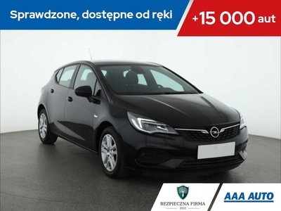 Opel Astra K Hatchback Facelifting 1.2 Turbo 130KM 2020