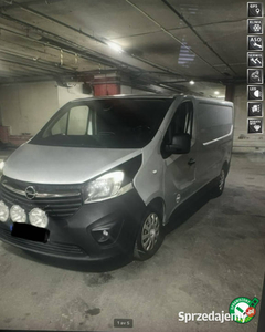 Opel Vivaro 1.6 cdti 120 KM L2 H1 Navi klima hak bezwypadkowy serwisowany …