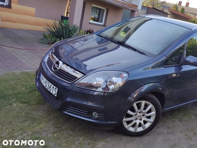 Opel Zafira 1.8 Family Plus