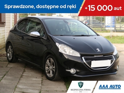 Peugeot 208 I Hatchback 3d 1.6 e-HDI 92KM 2012