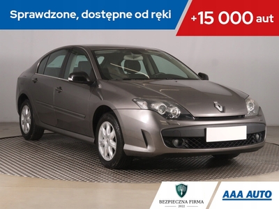 Renault Laguna III Hatchback 2.0 dCi 150KM 2010