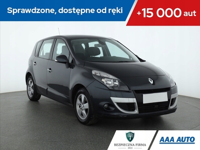 Renault Scenic III Van 2.0 16v 140KM 2009