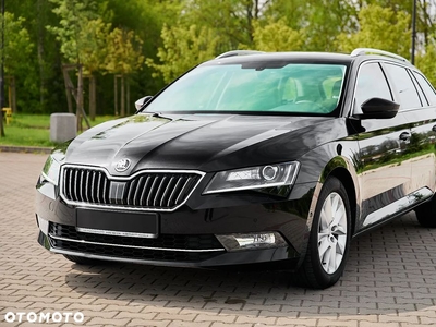 Skoda Superb Combi 1.6 TDI DSG Style