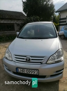 Toyota Avensis Verso