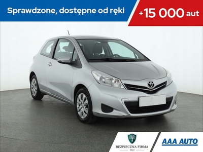 Toyota Yaris III Hatchback 5d 1.33 Dual VVT-i 99KM 2013