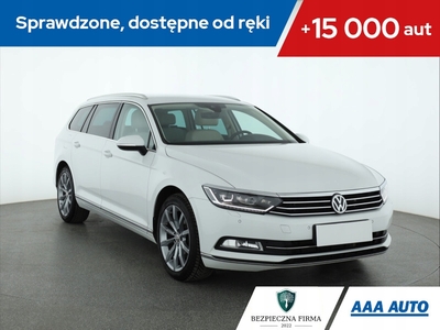 Volkswagen Passat B8 Variant 1.8 TSI BlueMotion Technology 180KM 2016