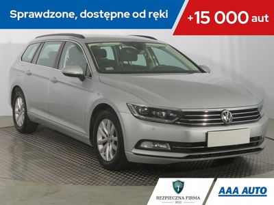 Volkswagen Passat B8 Variant 2.0 TDI BlueMotion SCR 150KM 2019