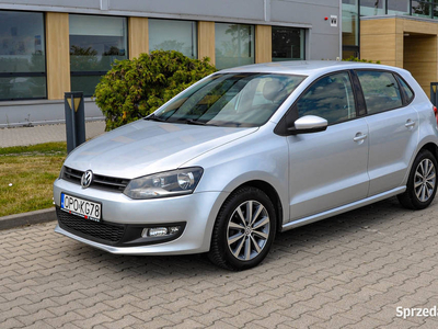 Volkswagen Polo Bezwypadkowy 2011 r.
