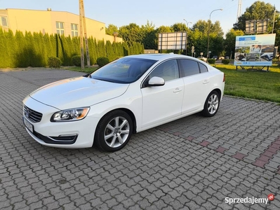 Volvo S60 T5 245KM Premier, jasne wnętrze, skóra, szyberdach, BLIS