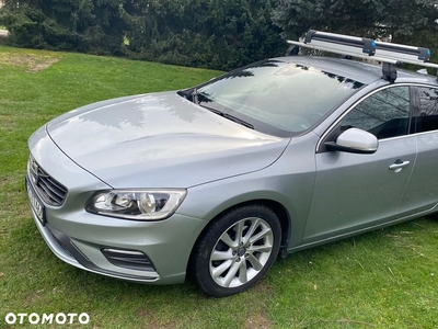 Volvo V60 D4 Drive-E R-Design Kinetic