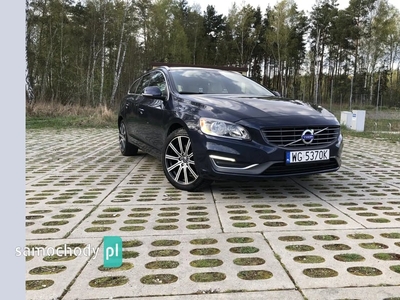 Volvo V60 I