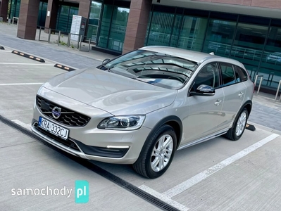 Volvo V60 I