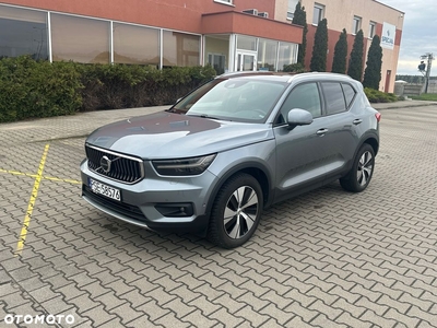 Volvo XC 40 T5 AWD Momentum