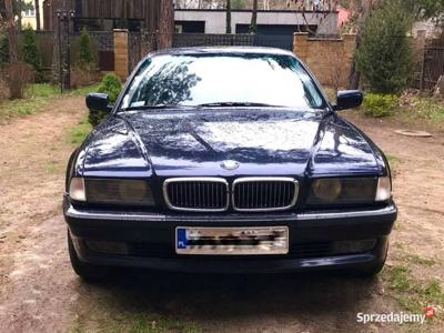 BMW Seria 7 (E38)