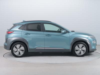 Hyundai Kona 2019 Electric 64 kWh 55610km SUV