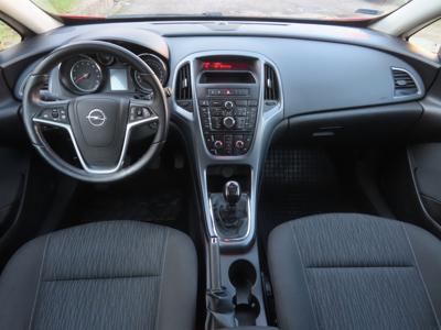Opel Astra 2012 1.4 T 161497km ABS klimatyzacja manualna