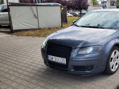 Audi A3 8P Hatchback 3d 2.0 TDI PD 140KM 2004