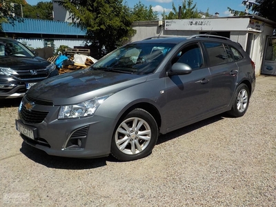 Chevrolet Cruze 1.6 LT