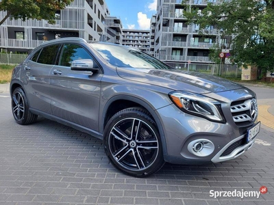 GLA250, 2.0l benzyna 211KM*4MATIC 4X4*Automat*Przebieg: 64,203km