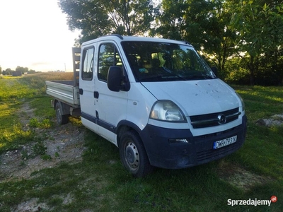 Opel Movano Doka 7 miejsc 2006 Renault master uszkodzony zdrowy