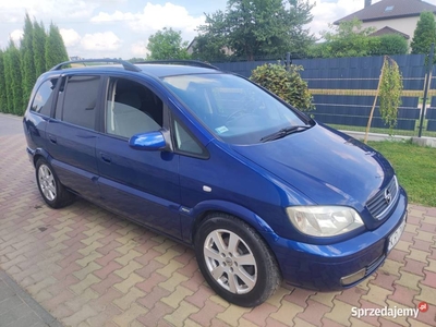 Opel Zafira Ładny Stan 1.8 7 osób Zapraszam