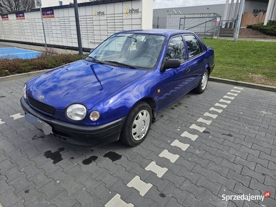 TOYOTA COROLLA VIII SEDAN 1.3 86KM