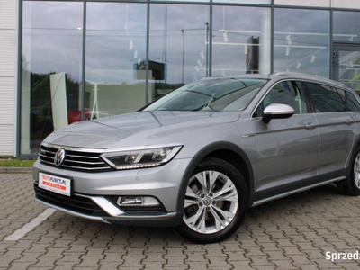 Volkswagen Passat, 2019r. 4Motion DSG, FullLED, Skóra, Kamera, Hak, VAT23