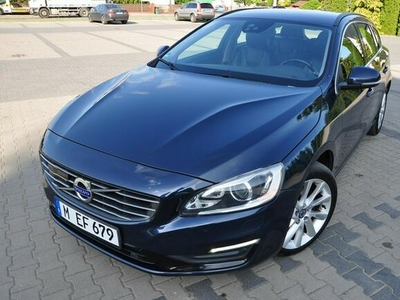 Volvo V60 2,0 D 181KM Lift Led Navi Blis PDC Skóry Alufelgi Serwis z DE !!