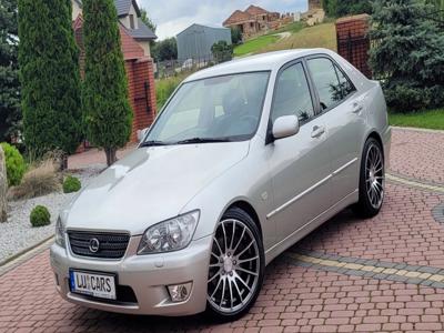 Lexus IS I Sedan 2.0 155KM 2002