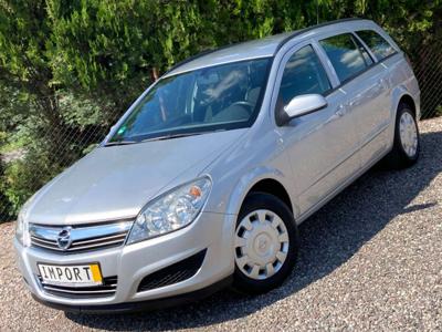 Opel Astra H Kombi 1.6 ECOTEC 115KM 2008