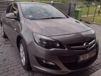 Opel Astra J Sedan 1.6 Twinport ECOTEC 115KM 2016