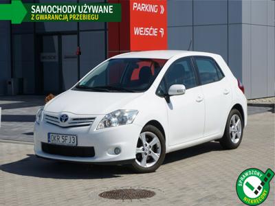 Toyota Auris I Hatchback 5d Facelifting 2.0 D-4D DPF 126KM 2011