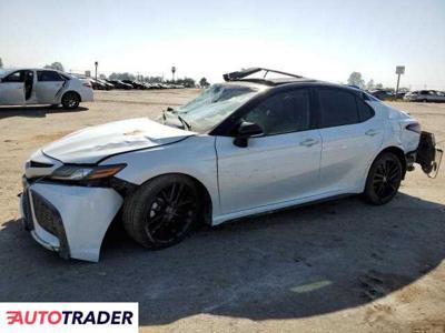 Toyota Camry 3.0 benzyna 2021r. (FRESNO)