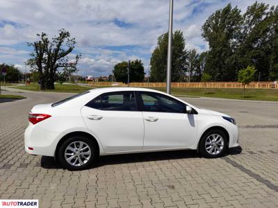 Toyota Corolla 1.6 benzyna 132 KM 2014r. (legnica)