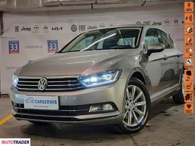 Volkswagen Passat 1.8 benzyna 180 KM 2015r. (Warszawa)