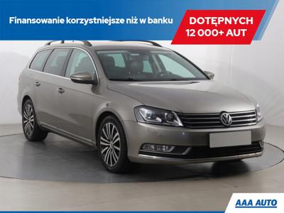 Volkswagen Passat B7 Variant 2.0 TDI CR DPF BlueMotion 140KM 2014