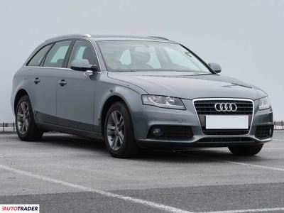 Audi A4 2.0 177 KM 2012r. (Piaseczno)