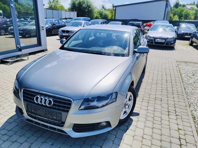 Audi A4 IV (B8) Audi A4 1.8 120km