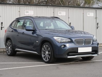 BMW X1 I (E84) , 204 KM, Automat, Skóra, Navi, Xenon, Bi-Xenon, Klimatronic,