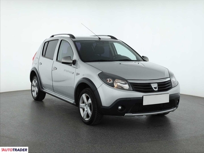 Dacia Sandero 1.6 85 KM 2010r. (Piaseczno)