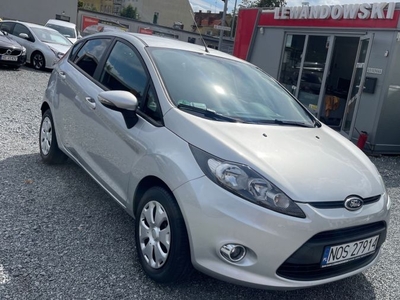 Ford Fiesta 1.3 Benzyna Zarejestrowany Ubezpieczony